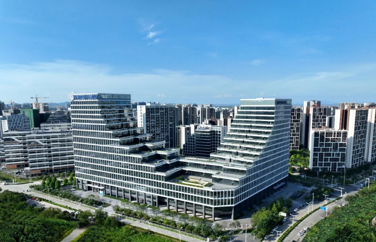 启源视觉等11个重大项目签约落地
